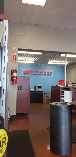 Tire Shop «Firestone Complete Auto Care», reviews and photos, 1431 Chain Bridge Rd, McLean, VA 22101, USA