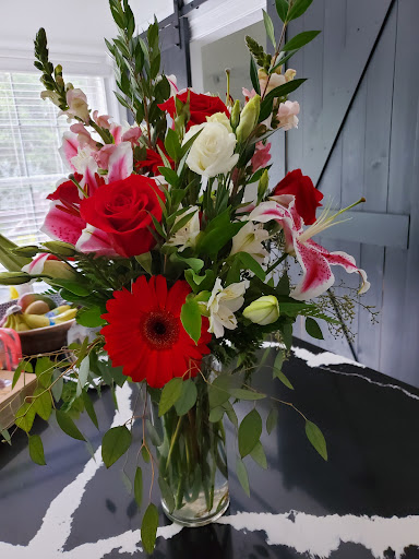 Florist «The Best Little Flower Shop In Roswell», reviews and photos, 10800 Alpharetta Hwy #228, Roswell, GA 30076, USA