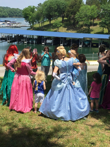 Marina «Mitchell Creek Marina», reviews and photos, 1260 Livingston Boat Dock Rd, Allons, TN 38541, USA