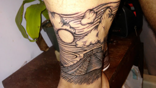 Explore fake tattoo ideas, creative tattoo ideas in Santa Cruz, available at Black Pearl Tattoo Santa Cruz