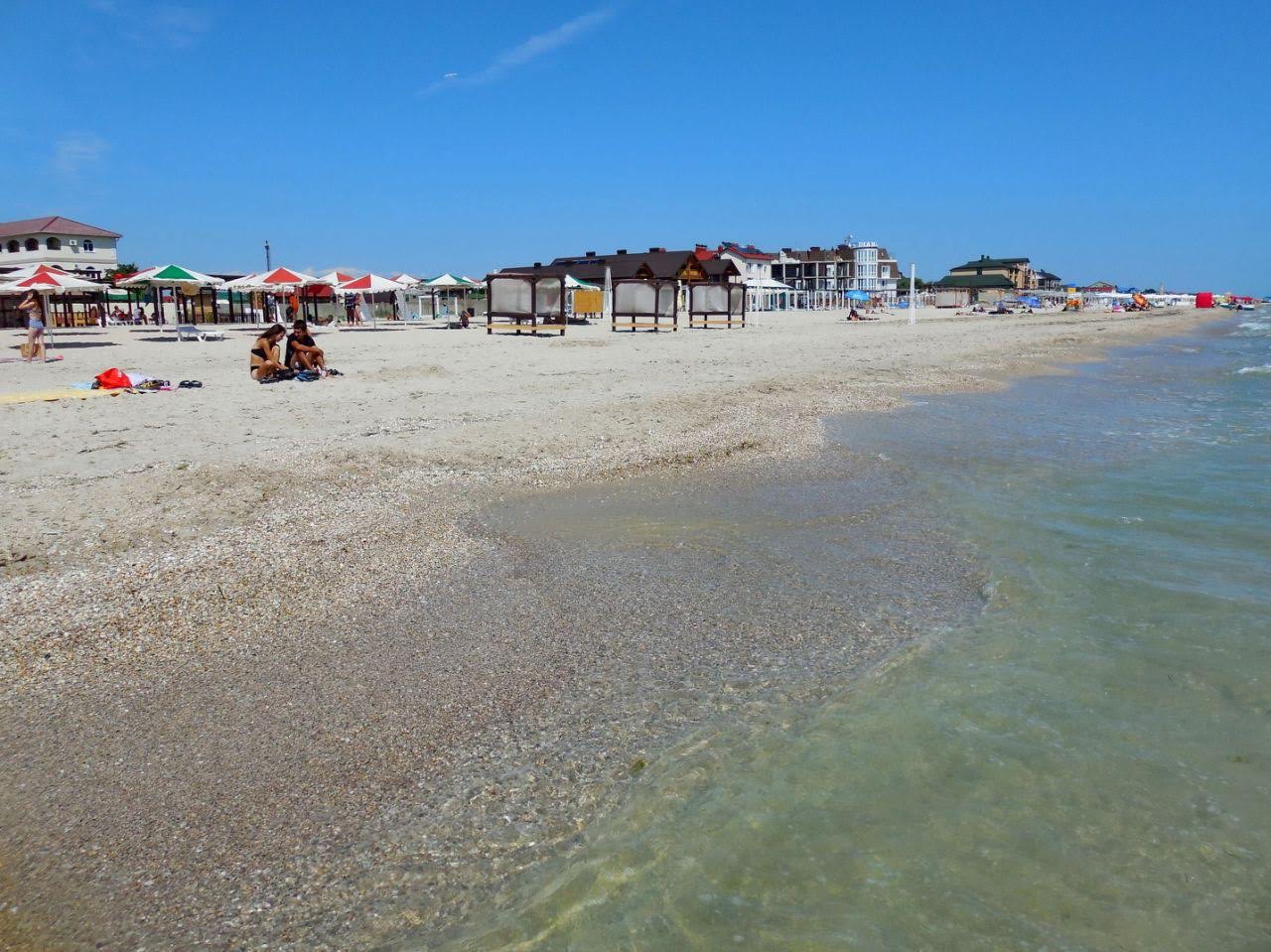 Zdjęcie Zheleznyy Port II z powierzchnią jasny piasek