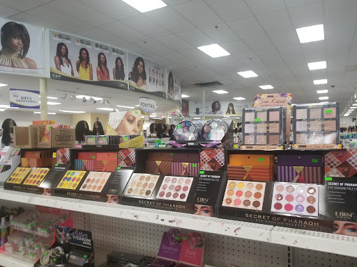 Cosmetics Store «H & J Beauty Supply», reviews and photos, 730 28th St SE, Grand Rapids, MI 49548, USA