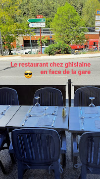 Atmosphère du Restaurant Chez Ghislaine à La Mure - n°4