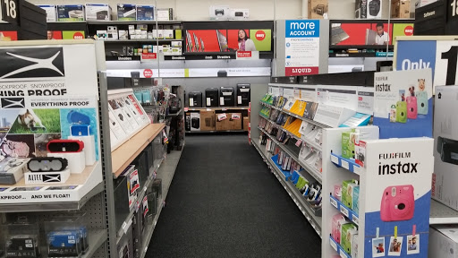 Office Supply Store «Staples», reviews and photos, 2950 Belcrest Center Dr, Hyattsville, MD 20782, USA
