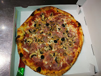 Pizza du Restaurant italien Délices d'Italie - Chez Gio - Pizza à emporter à Narbonne - n°12