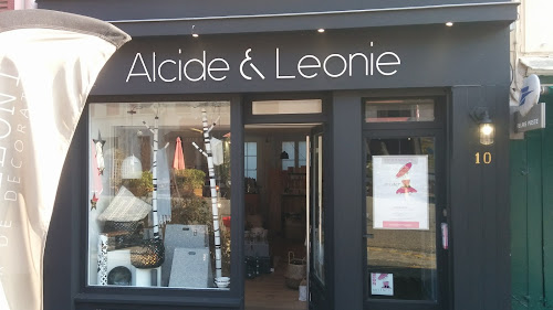 Magasin de bricolage Alcide & Leonie Dampierre-en-Yvelines