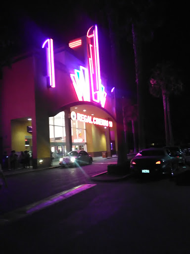 Movie Theater «Regal Cinemas Modesto 10», reviews and photos, 3969 McHenry Ave, Modesto, CA 95356, USA