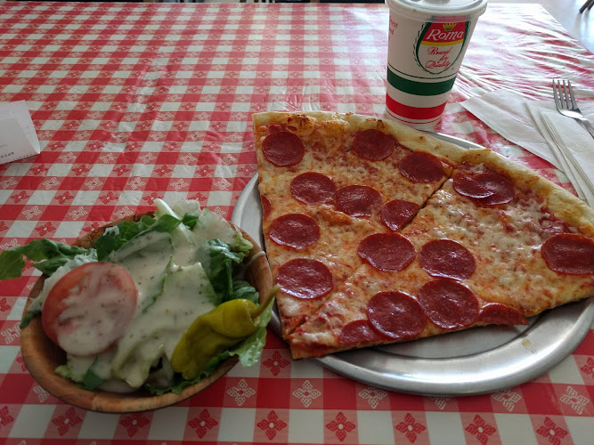 #7 best pizza place in Dallas - Carmine's Pizzeria