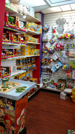 Toy Store «Kits & Kaboodle», reviews and photos, 2442 E 146th St, Carmel, IN 46033, USA