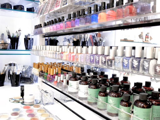 Beauty Supply Store «ROOTS the Beauty Underground», reviews and photos, 384 Forest Ave #9, Laguna Beach, CA 92651, USA