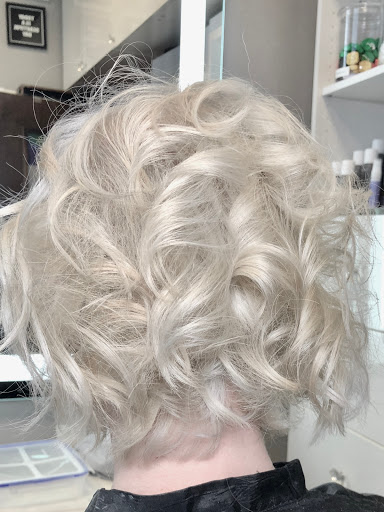 Hair Salon «Bigger Better Hair Salon», reviews and photos, 4425 N Central Expy #39, Dallas, TX 75205, USA