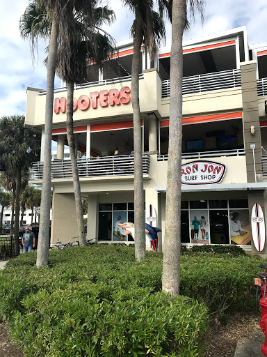 Clothing Store «Ron Jon Surf Shop», reviews and photos, 377 Mandalay Ave, Clearwater Beach, FL 33767, USA