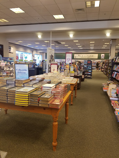 Book Store «Barnes & Noble», reviews and photos, 18300 NW Evergreen Pkwy, Beaverton, OR 97006, USA
