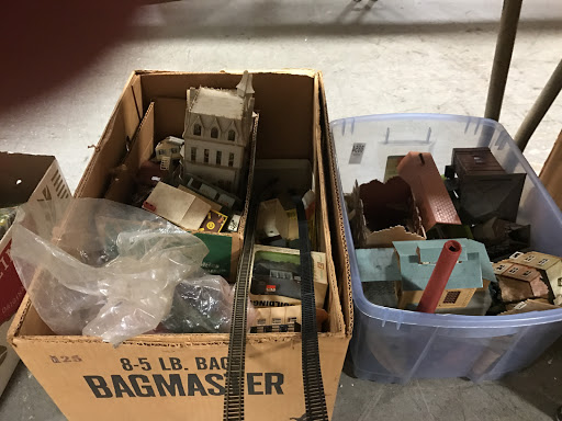 Auction House «RPN Sales & Auction House», reviews and photos, 4451 N Milwaukee Ave, Chicago, IL 60630, USA