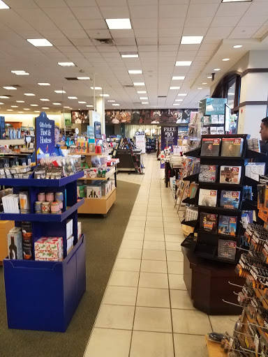 Book Store «Barnes & Noble», reviews and photos, 2618 N Salisbury Blvd, Salisbury, MD 21801, USA
