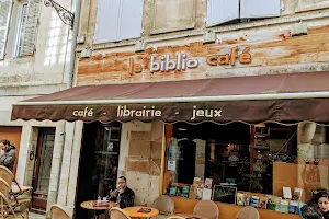 Le Biblio Café image
