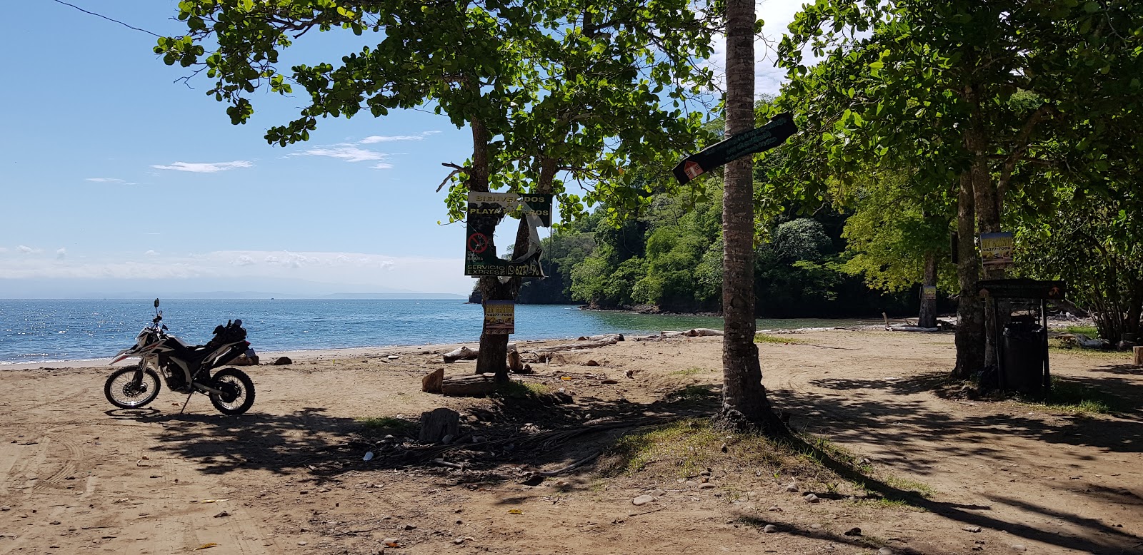 Playa Pajaros'in fotoğrafı - rahatlamayı sevenler arasında popüler bir yer