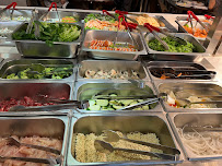 Bar à salade du Restaurant asiatique OKITO WOK - À VOLONTÉ (Paris 15ème Convention) - n°11