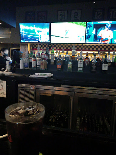 Recovery Sports Grill image 3