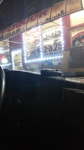 Liquor Store «J & B Discount Liquor», reviews and photos, 110 W Stockbridge Ave A, Kalamazoo, MI 49001, USA