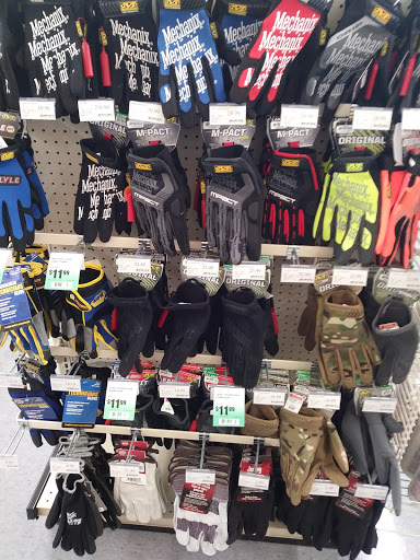 Auto Parts Store «NAPA Auto Parts - Genuine Parts Company», reviews and photos, 9250 NW 58th St, Doral, FL 33178, USA