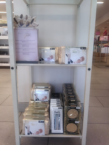 Beauty Salon «Beauty Brands», reviews and photos, 438 Ward Pkwy, Kansas City, MO 64112, USA