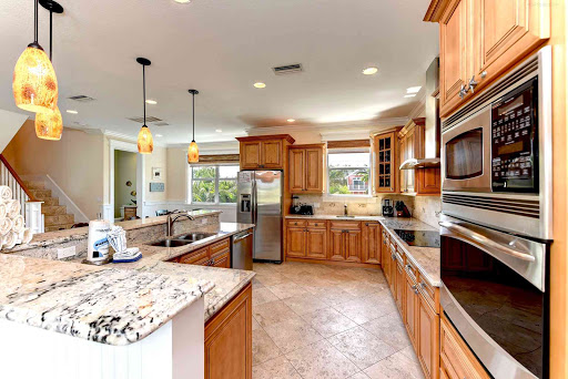 Vacation Home Rental Agency «Island Real Estate of Anna Maria Island, Inc», reviews and photos, 6101 Marina Dr, Holmes Beach, FL 34217, USA