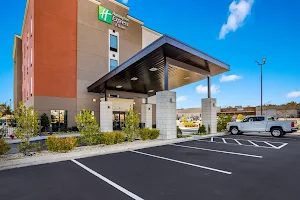 Holiday Inn Express & Suites Tulsa East - Catoosa, an IHG Hotel image