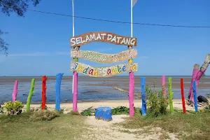 Pantai Samberah image