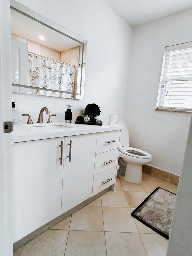 Kitchen Remodeler «JVM Kitchen Cabinet & Granite Corp.», reviews and photos, 2495 W 80th St #5, Hialeah, FL 33016, USA