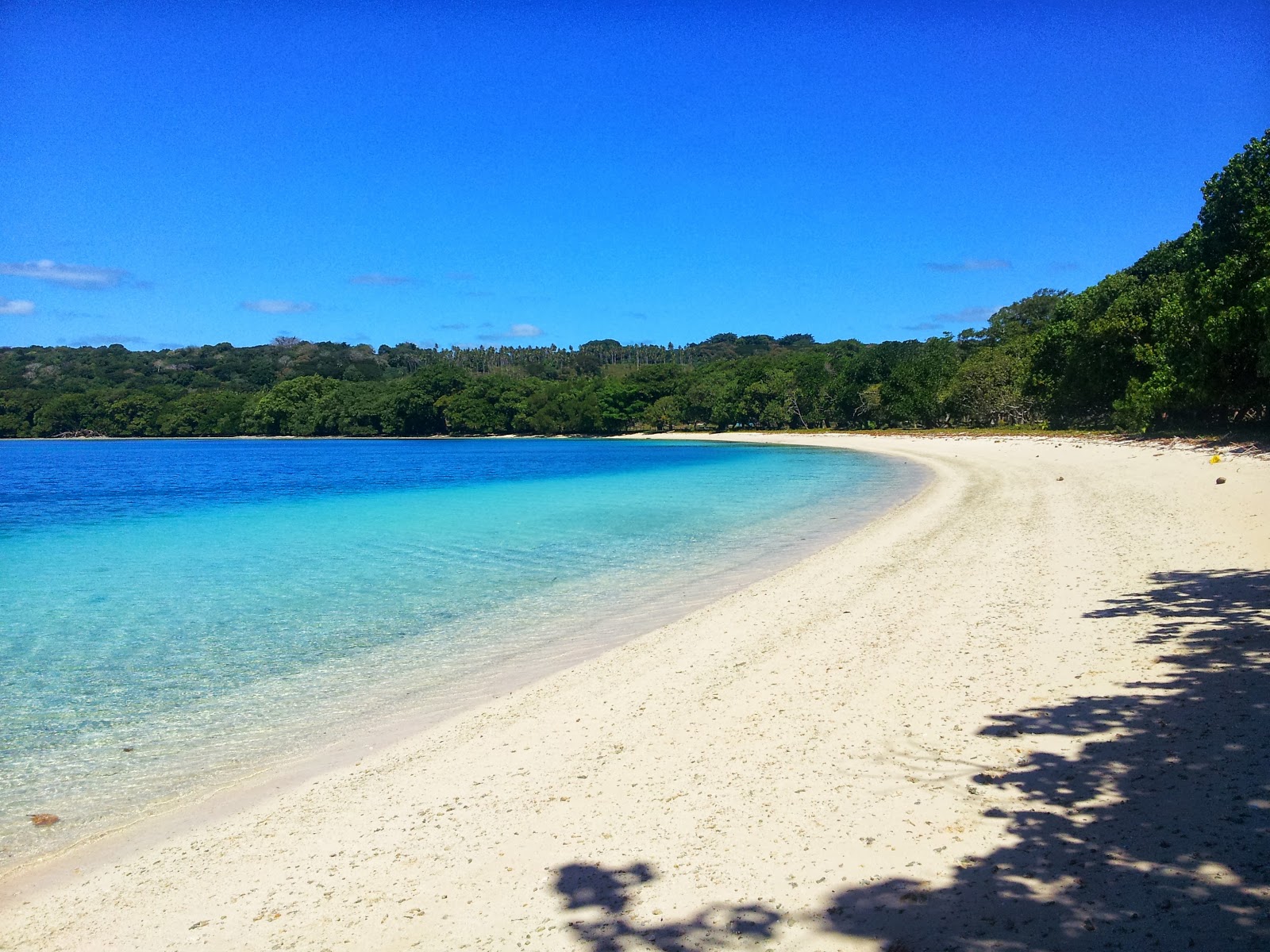 Photo of Aimbuei Bay with spacious bay