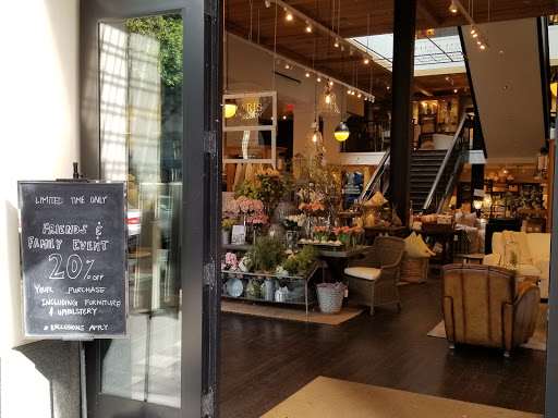 Furniture Store «Pottery Barn», reviews and photos, 1415 4th St, Santa Monica, CA 90401, USA