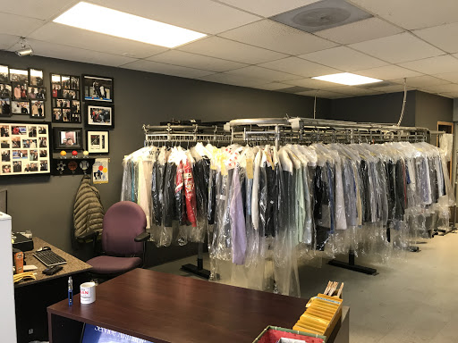 Dry Cleaner «Hollywood Dry Cleaners/Alterations», reviews and photos, 5999 N Wayne Rd, Westland, MI 48185, USA