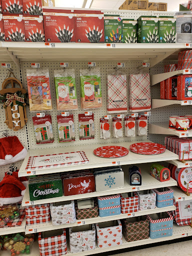 Supermarket «Super Stop & Shop», reviews and photos, 505 N Main St, Southington, CT 06489, USA