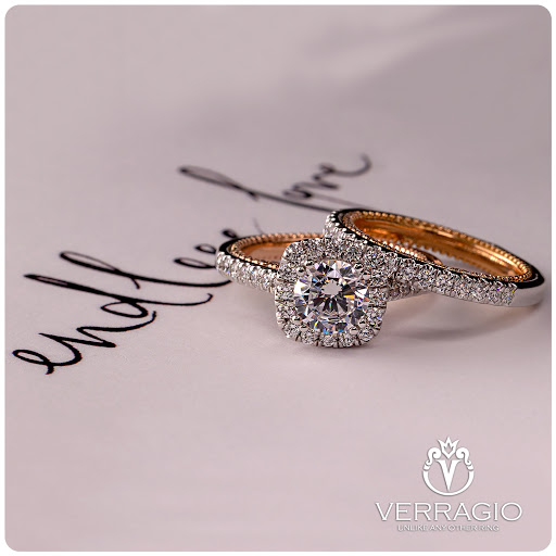 Jeweler «Barnes Jewelers», reviews and photos, 1370 Pabst Farms Cir #310, Oconomowoc, WI 53066, USA