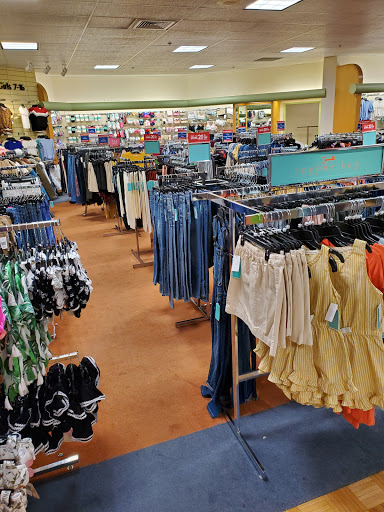 Shopping Mall «Southroads Shopping Center», reviews and photos, 5211 E 41st St, Tulsa, OK 74135, USA