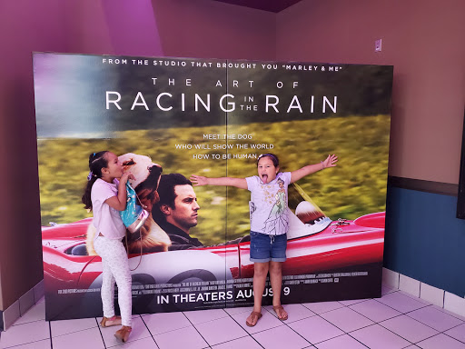 Movie Theater «Regal Cinemas Magnolia Place 16», reviews and photos, 9645 Westview Dr, Coral Springs, FL 33076, USA