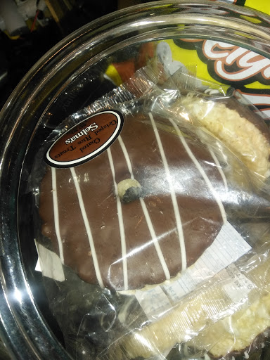 American Restaurant «Cracker Barrel Old Country Store», reviews and photos, 3840 Eagle View Dr, Indianapolis, IN 46254, USA