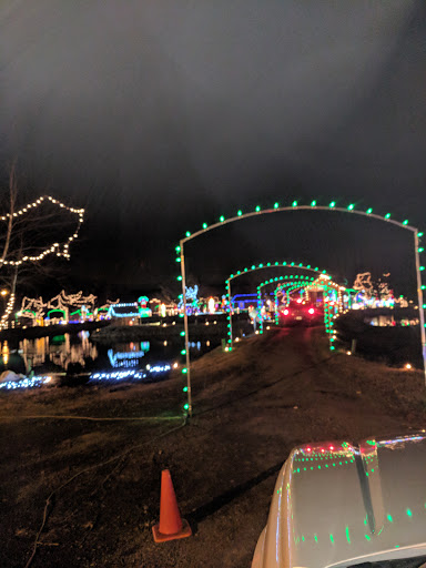 Tourist Attraction «Chads Winter Wonderland», reviews and photos, 791 Old Laguardo Rd E, Lebanon, TN 37087, USA