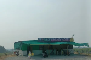 M & T Grand hotel image