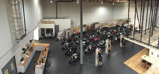 BMW Motorcycle Dealer «BMW Motorcycles of Burbank», reviews and photos, 2913 N Ontario St, Burbank, CA 91504, USA