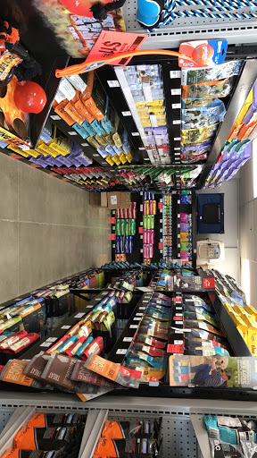 Pet Store «Carters Pet Mart», reviews and photos, 510 N Main St, Manteca, CA 95336, USA