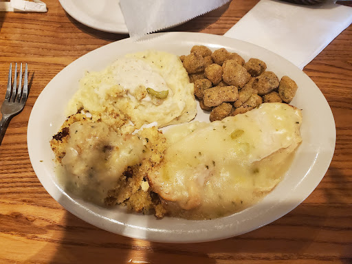 American Restaurant «Cracker Barrel Old Country Store», reviews and photos, 350 W 120th Ave, Northglenn, CO 80234, USA