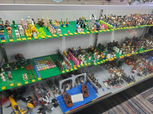 Toy Store «Bricks & Minifigs San Antonio», reviews and photos, 21850 Bulverde Rd #102, San Antonio, TX 78259, USA