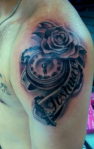 Tattoo Shop «Xtreme Piercing & Tattoo Shop», reviews and photos, 6301 NW Loop 410, San Antonio, TX 78238, USA