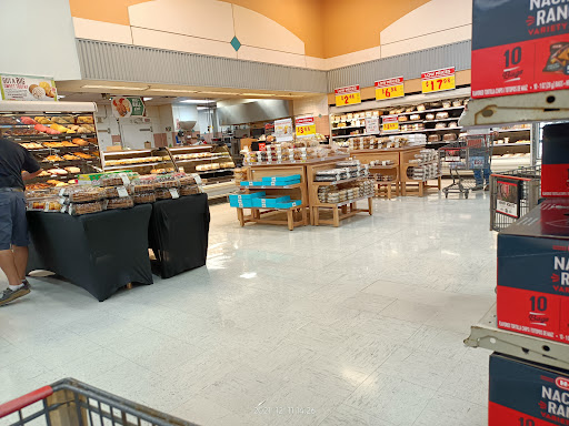 Grocery Store «H-E-B Grocery», reviews and photos, 209 N Texas Ave, Mercedes, TX 78570, USA