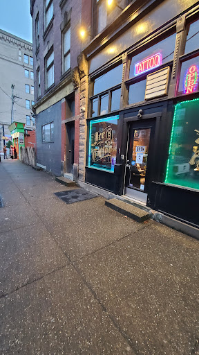 Tattoo Shop «Ice 9 Studio», reviews and photos, 2332 E Carson St, Pittsburgh, PA 15203, USA