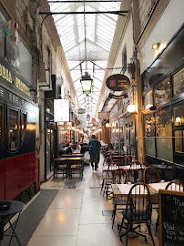 Atmosphère du Restaurant Le Valentin Jouffroy à Paris - n°4