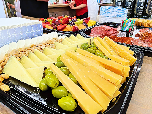 Liquor Store «Lukas Liquors Superstore», reviews and photos, 8457 S Yosemite St, Lone Tree, CO 80124, USA