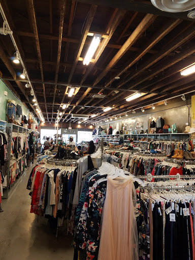 Used Clothing Store «Buffalo Exchange Charlotte», reviews and photos, 1521 Central Ave, Charlotte, NC 28205, USA